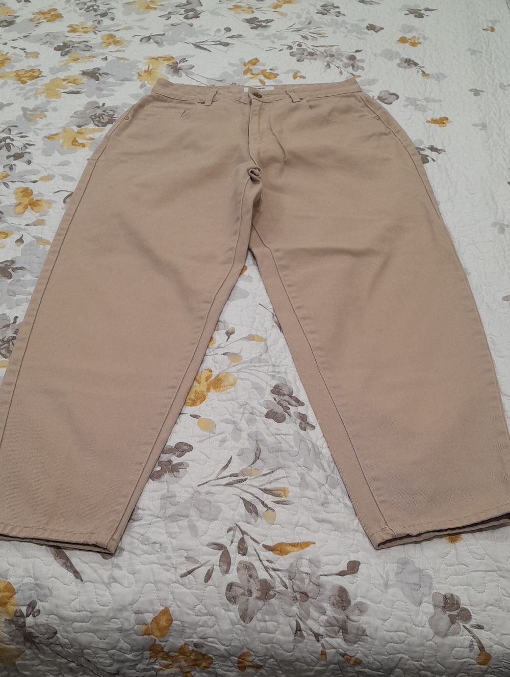 Cotton On Slouch Mom Jean in Light Beige